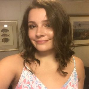 Meet your Posher, Hailey